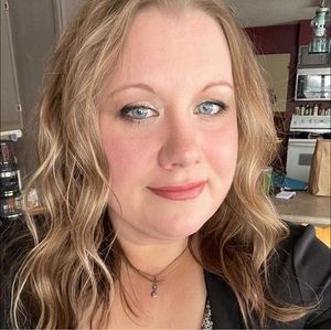 Meet your Posher, Brandi